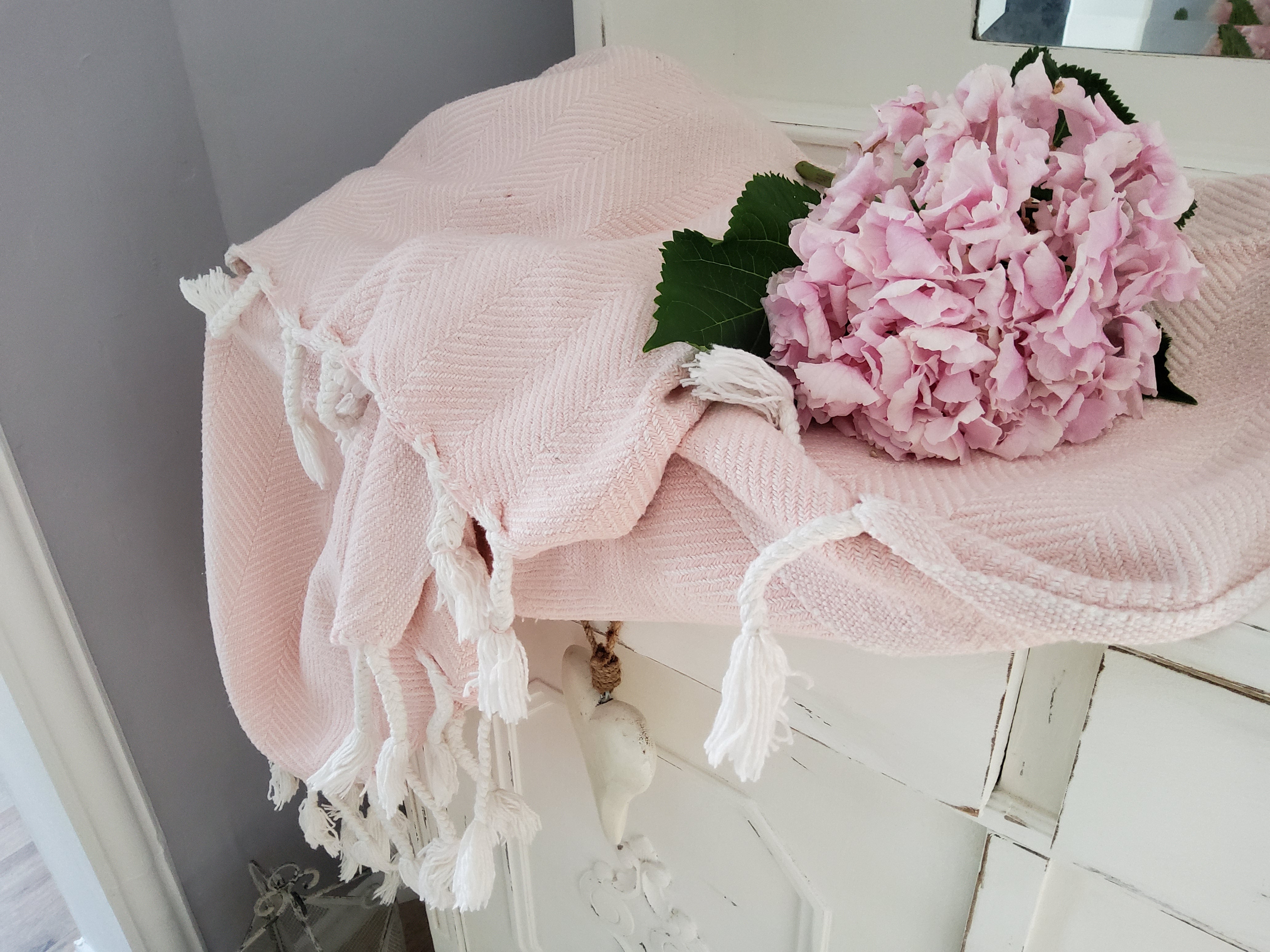 Luxury Blush Pink Woven Throw Blanket with Tassels/ Shabby Chic Boho Sofa Bed Fringed Cotton Knit Blanket