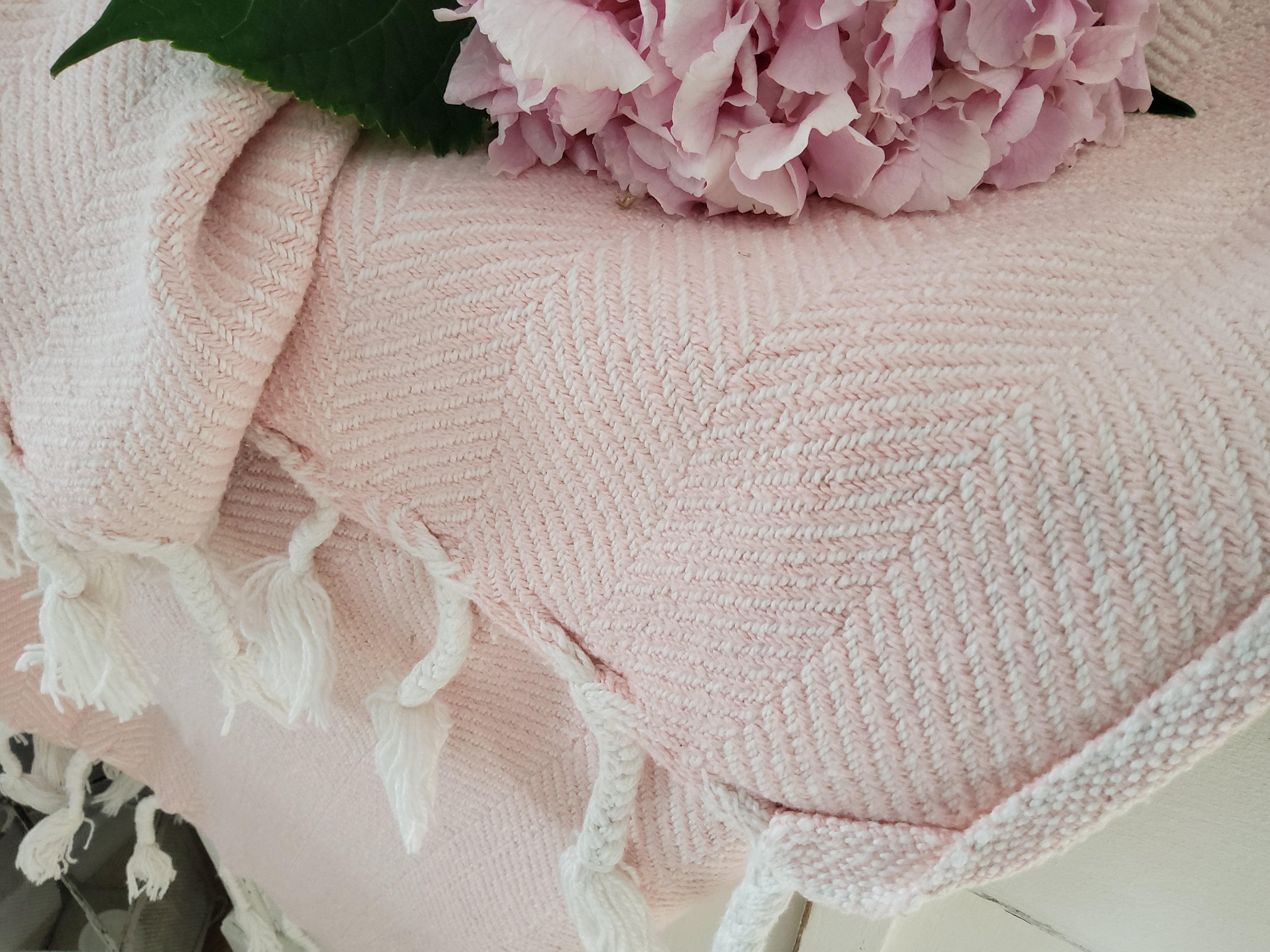 Luxury Blush Pink Woven Throw Blanket with Tassels/ Shabby Chic Boho Sofa Bed Fringed Cotton Knit Blanket