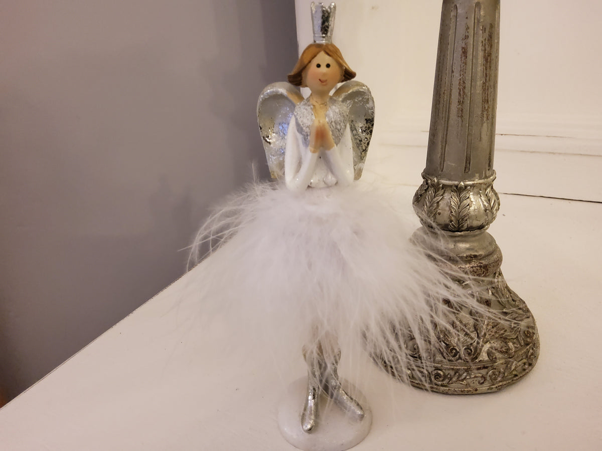 Vintage Shabby Chic Christmas Angel Figurine with Feather Tutu (17cm)