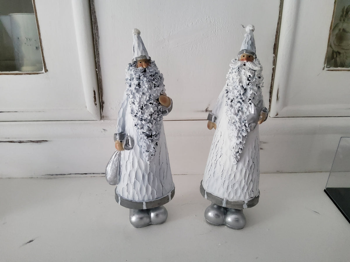 Vintage shabby chic Santa Claus Christmas figurine made of clay, 26cm rustic holiday decor by Clayre & Eef