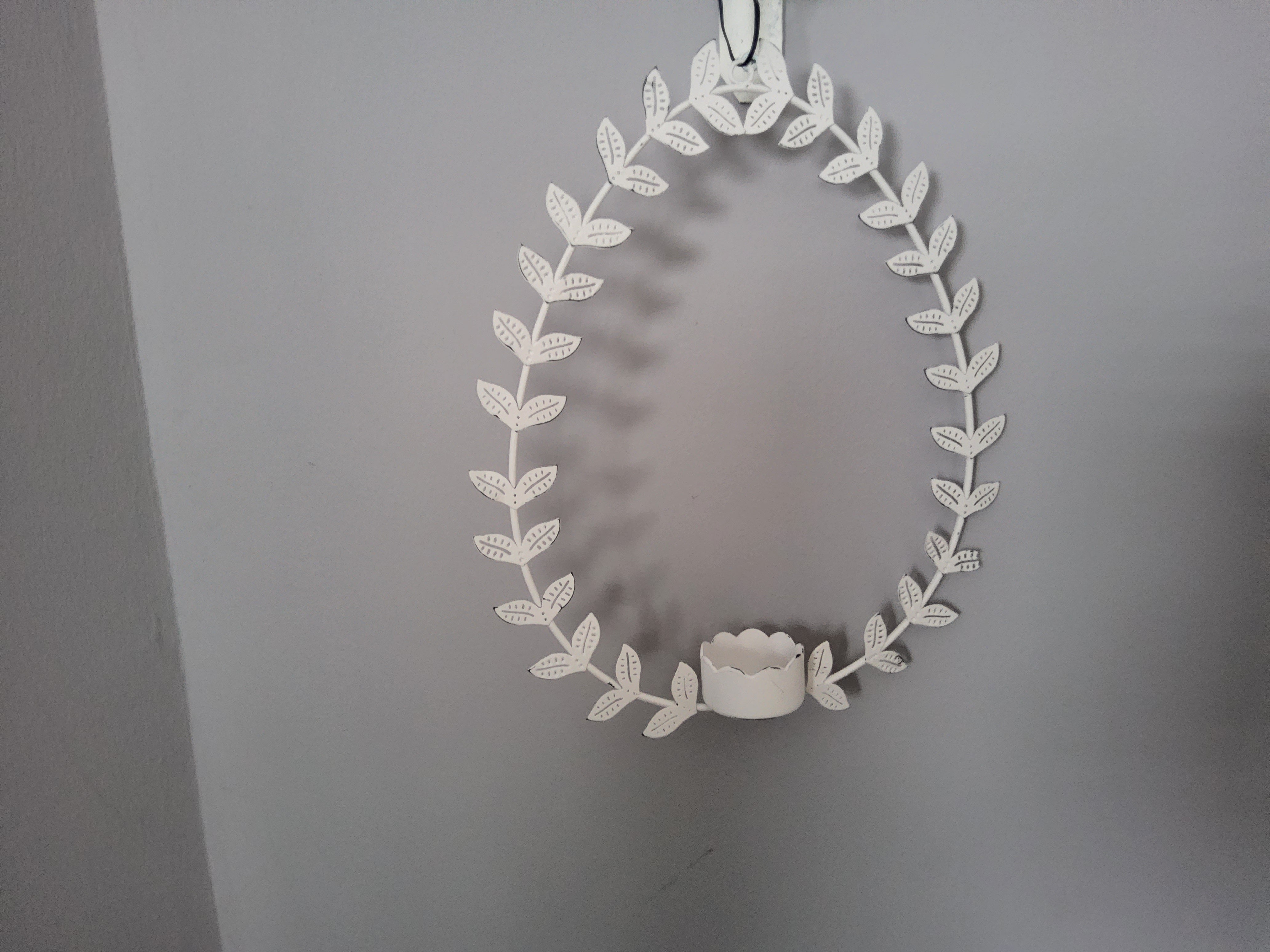 Set Of 3 White Metal Filigree Candle Holder