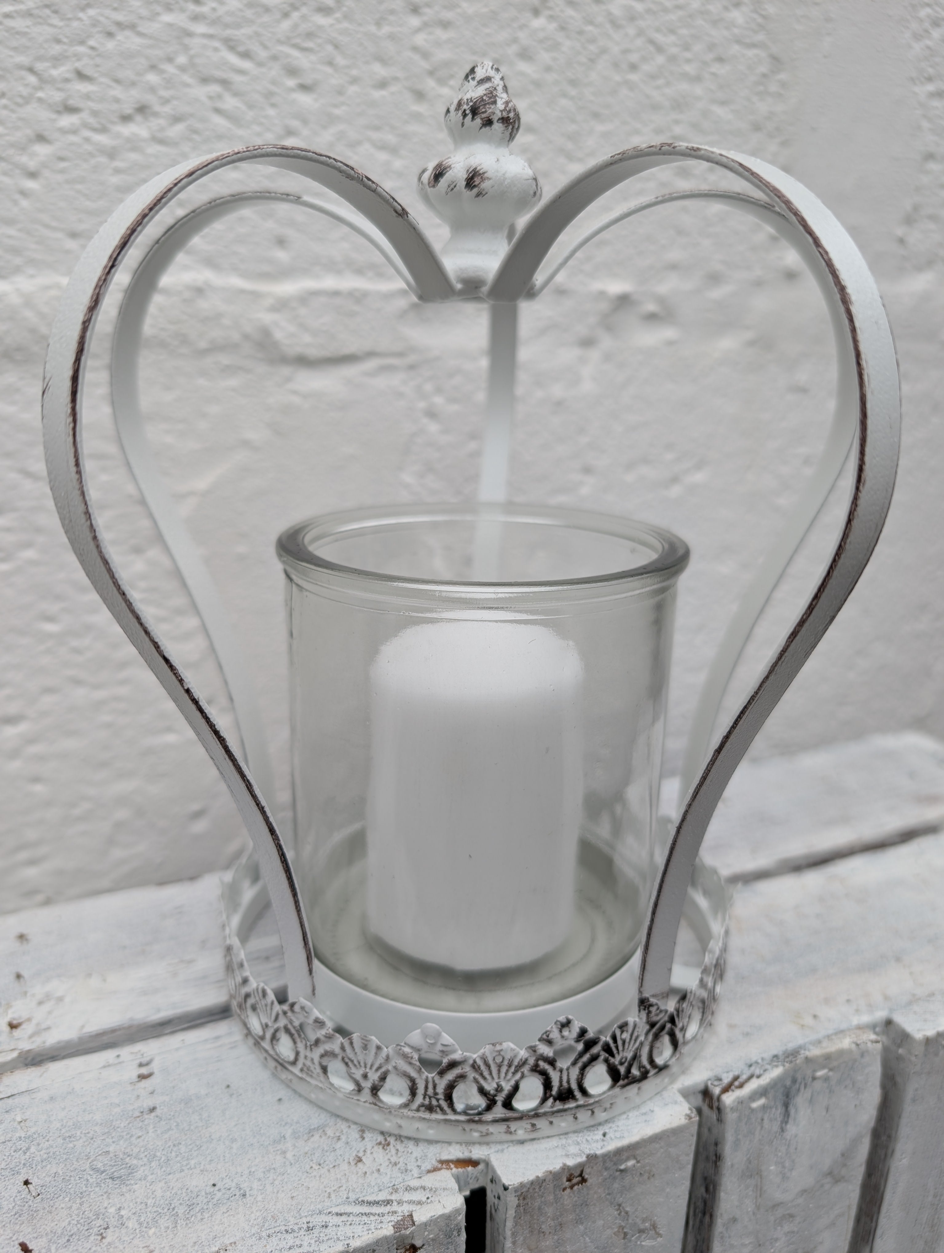 Metal Heart Crown Candle Holder