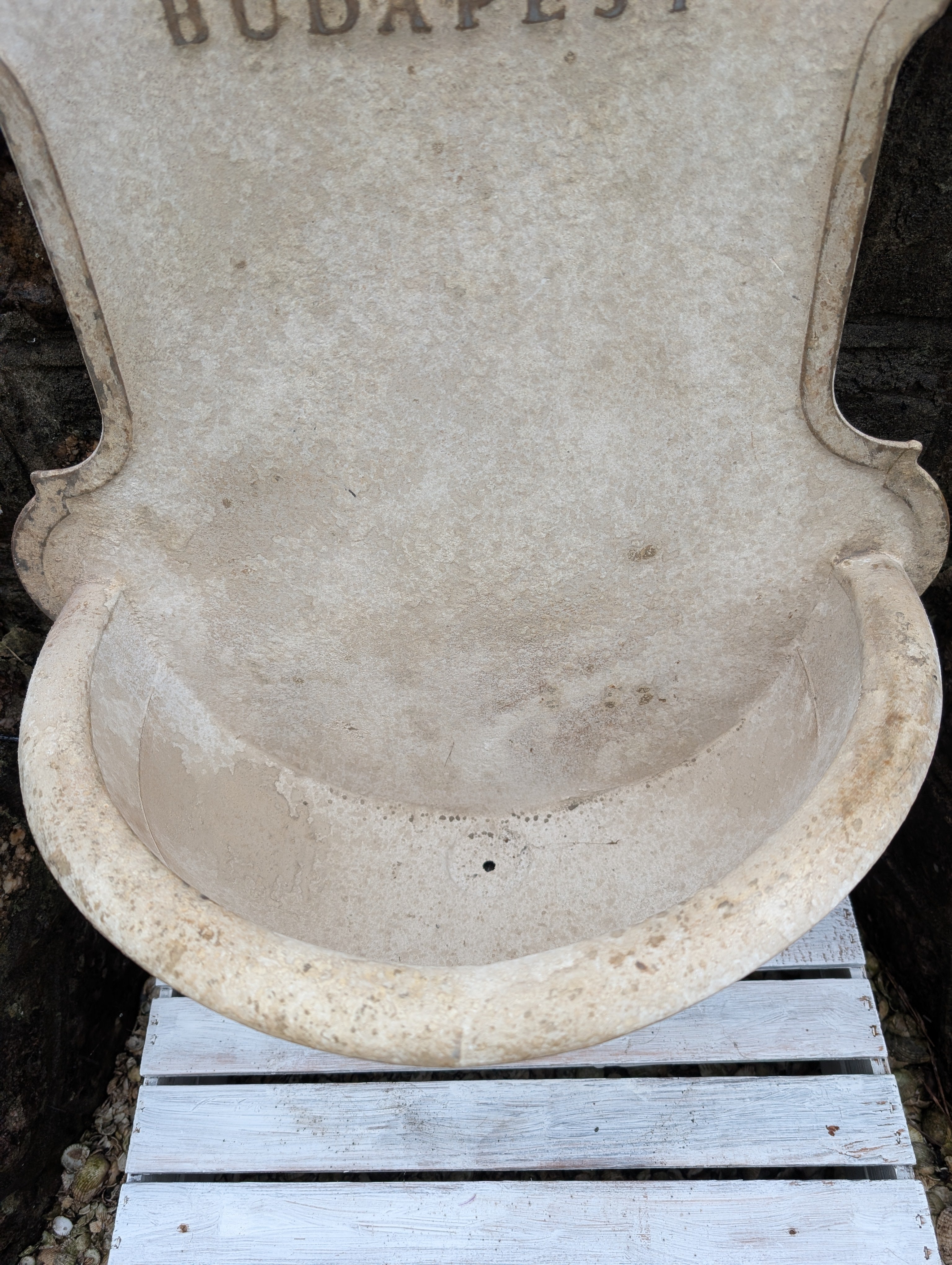Vintage Wall Fountain Planter