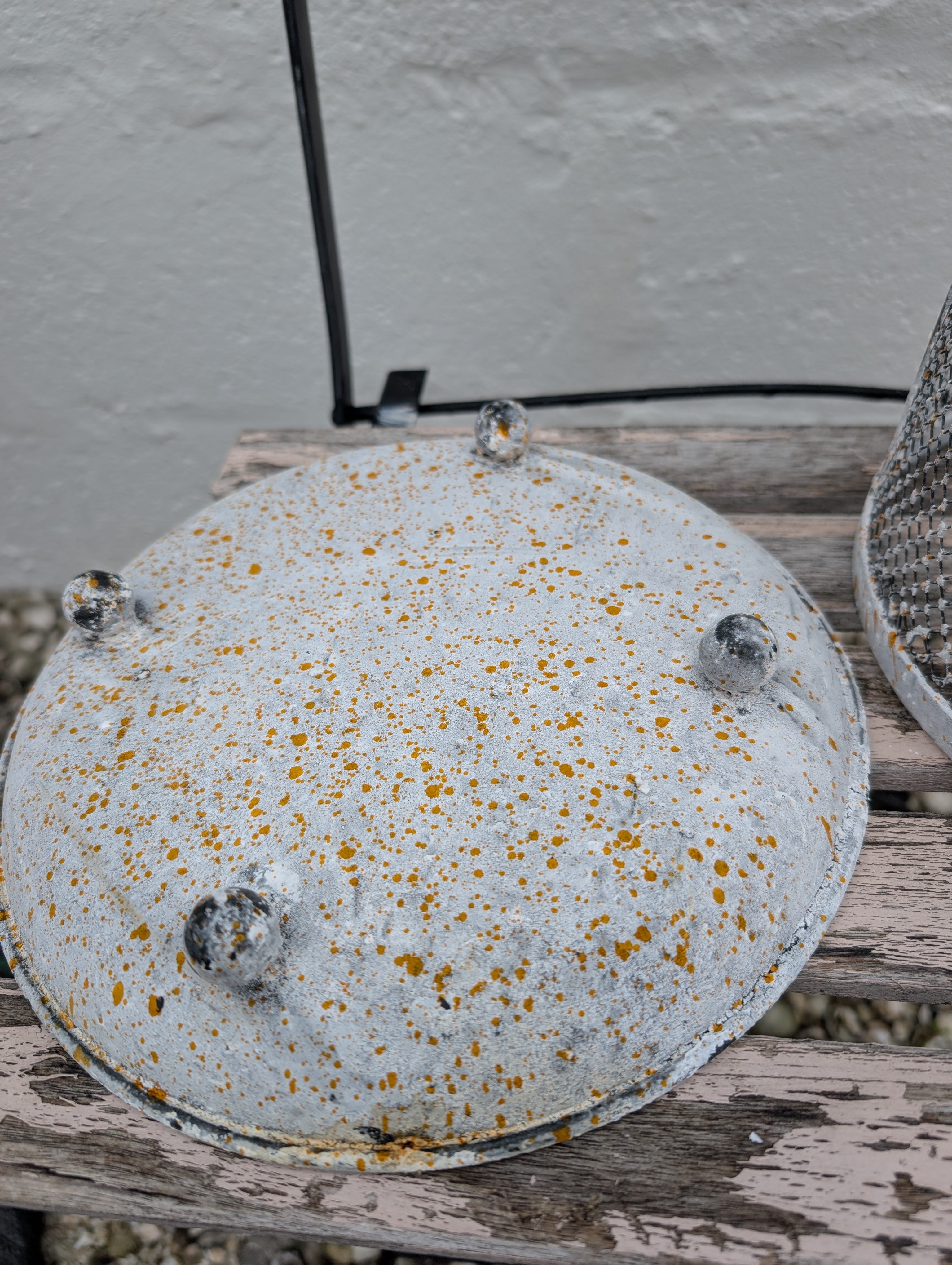 Shabby Chic Metal Crown Cloche