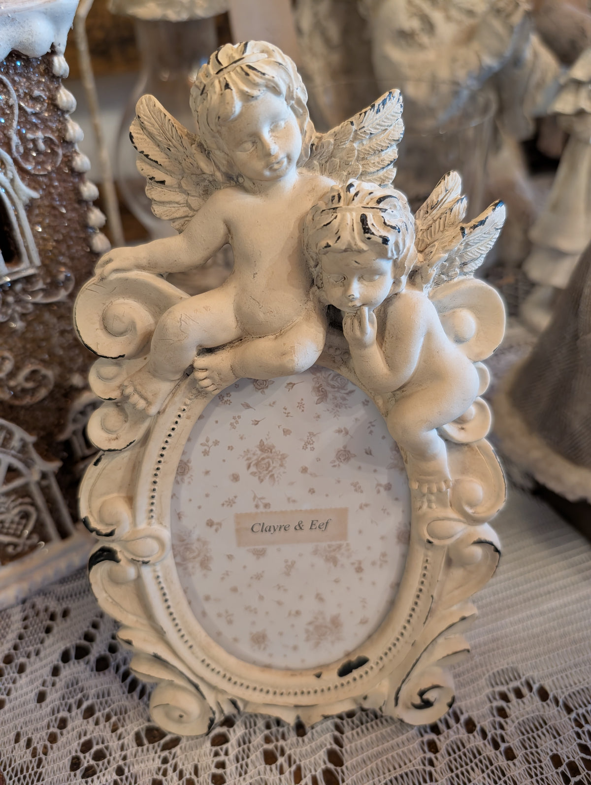 Shabby Chic Antique Style Cherub Photo Frame (14x23cm) – Vintage Angel Picture Frame