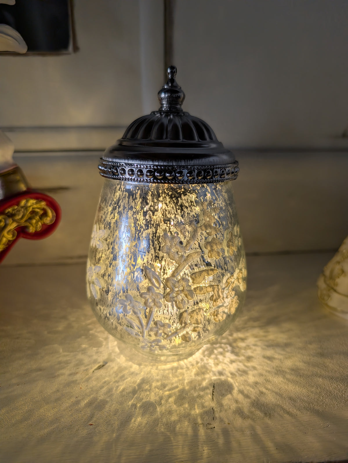Christmas Ornament Silver Mercury Glass LED Light Jar with Floral Detail (9x15cm)
