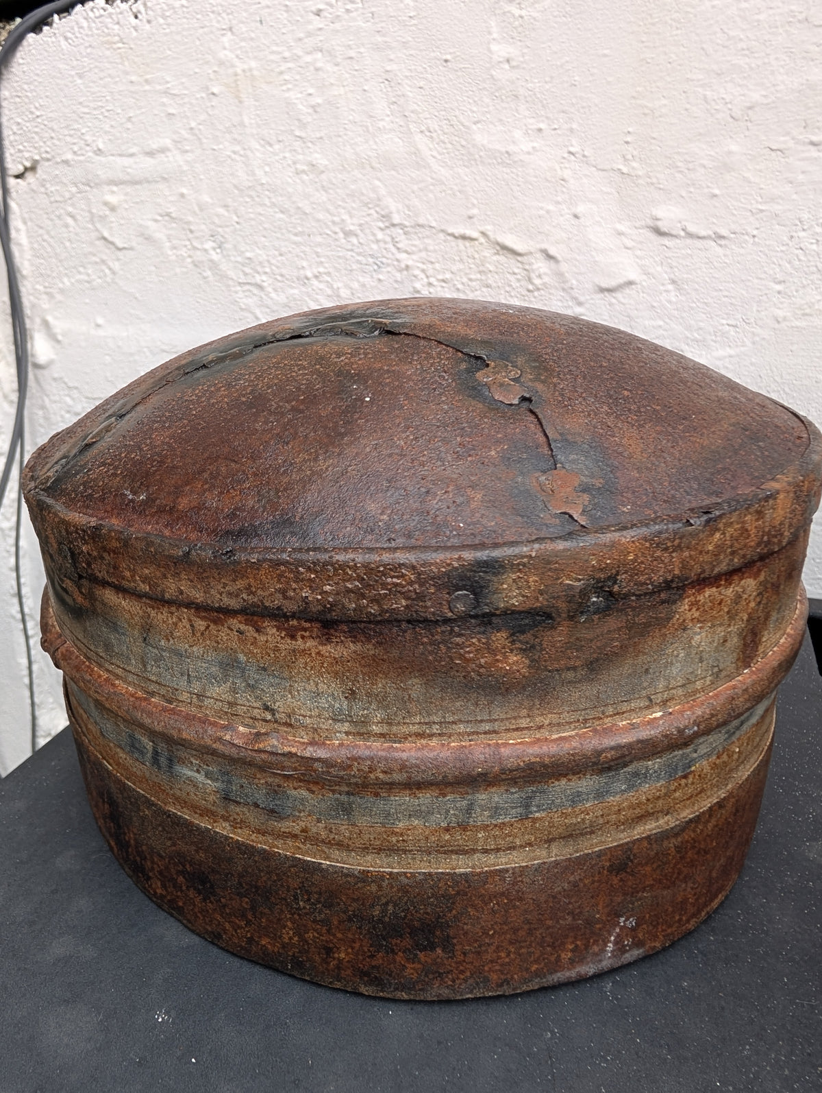 Rustic Aged Metal Ribbed Planter - Vintage Rusty Flower Pot & Garden Tub