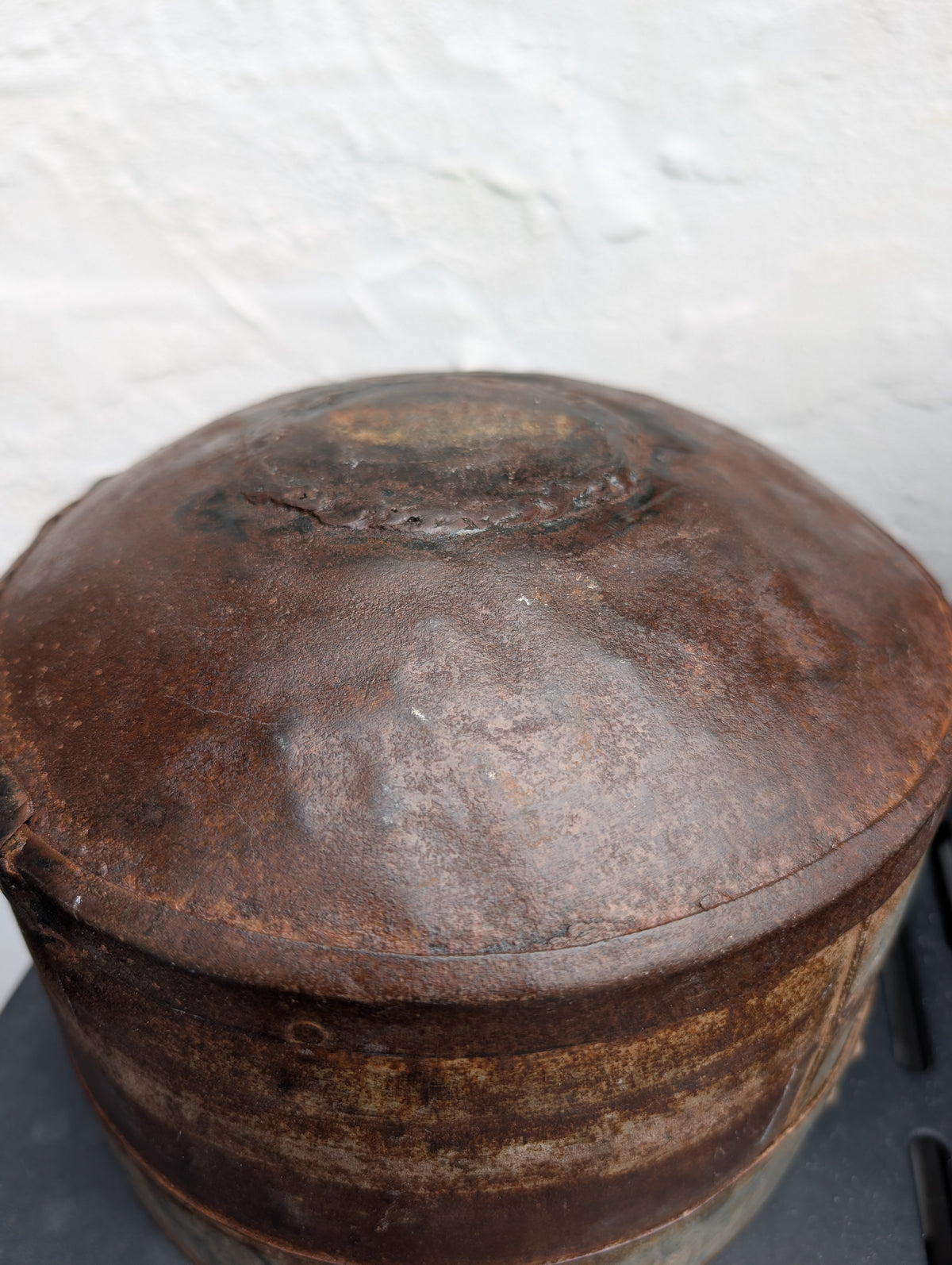 Rustic Aged Metal Ribbed Planter - Vintage Rusty Flower Pot & Garden Tub