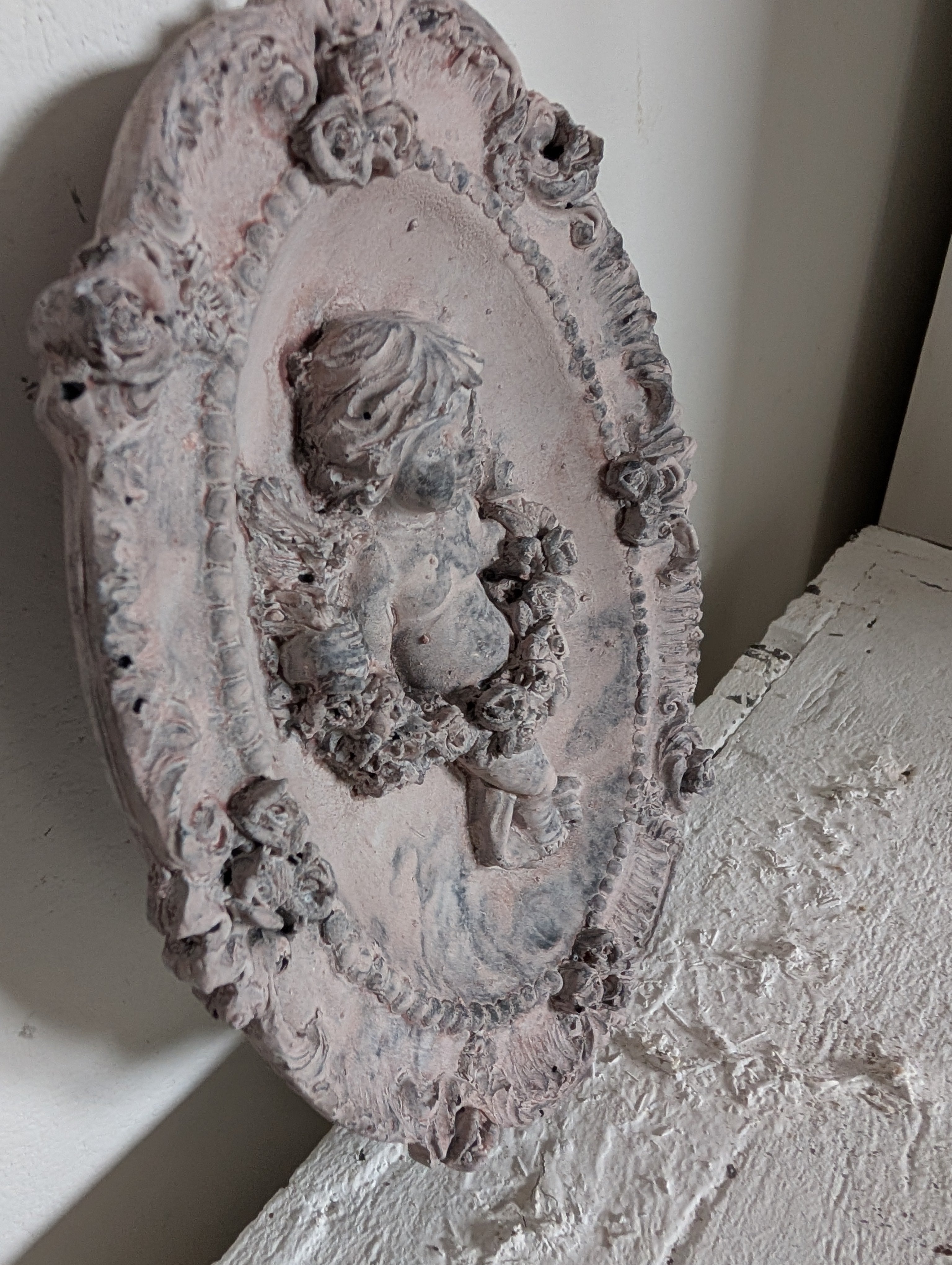 Cherub Wall Relief Angel