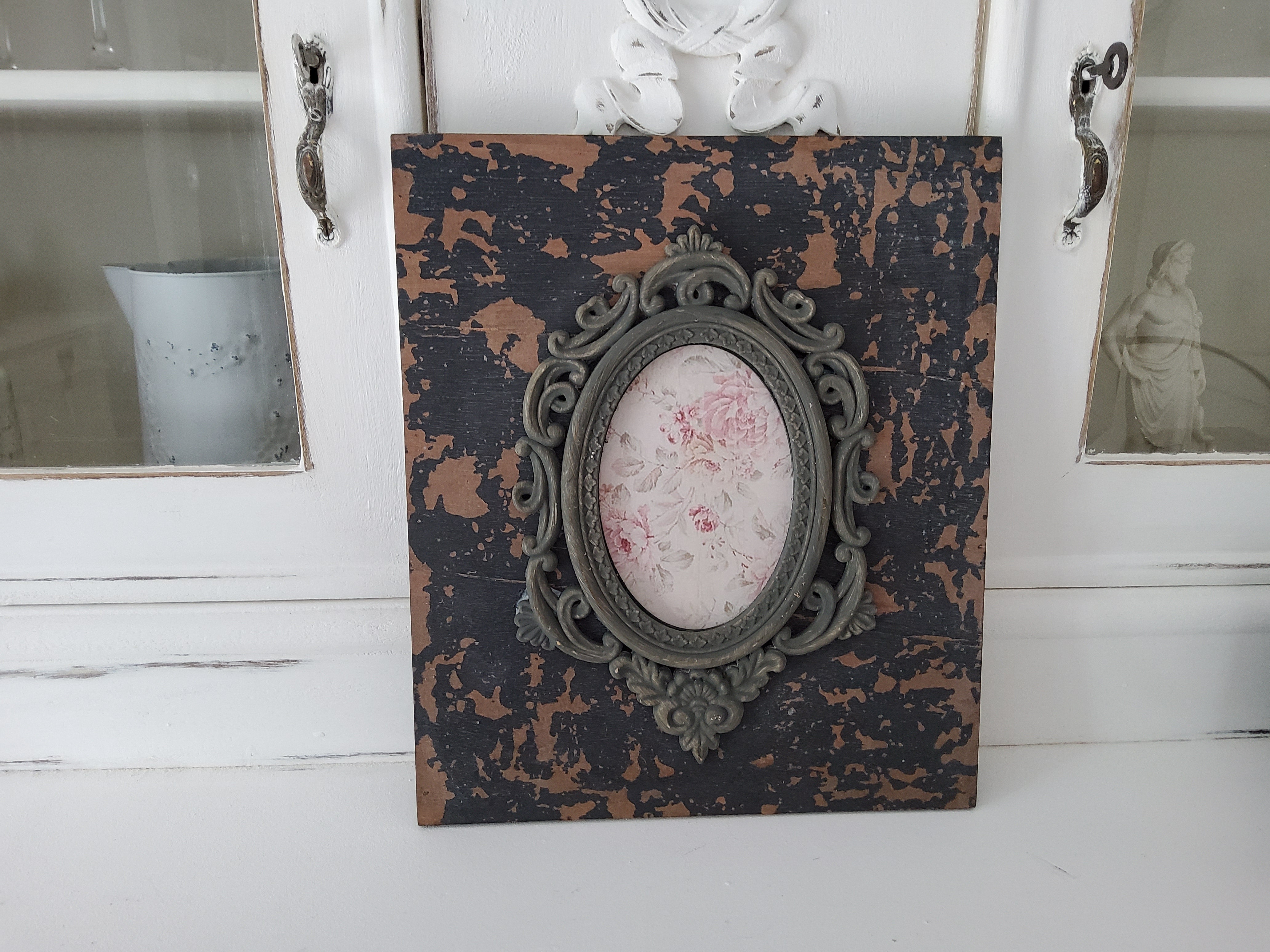 Shabby Chic Vintage Oval Photo Frame - Distressed Brocante Wall Decor Grey Beige