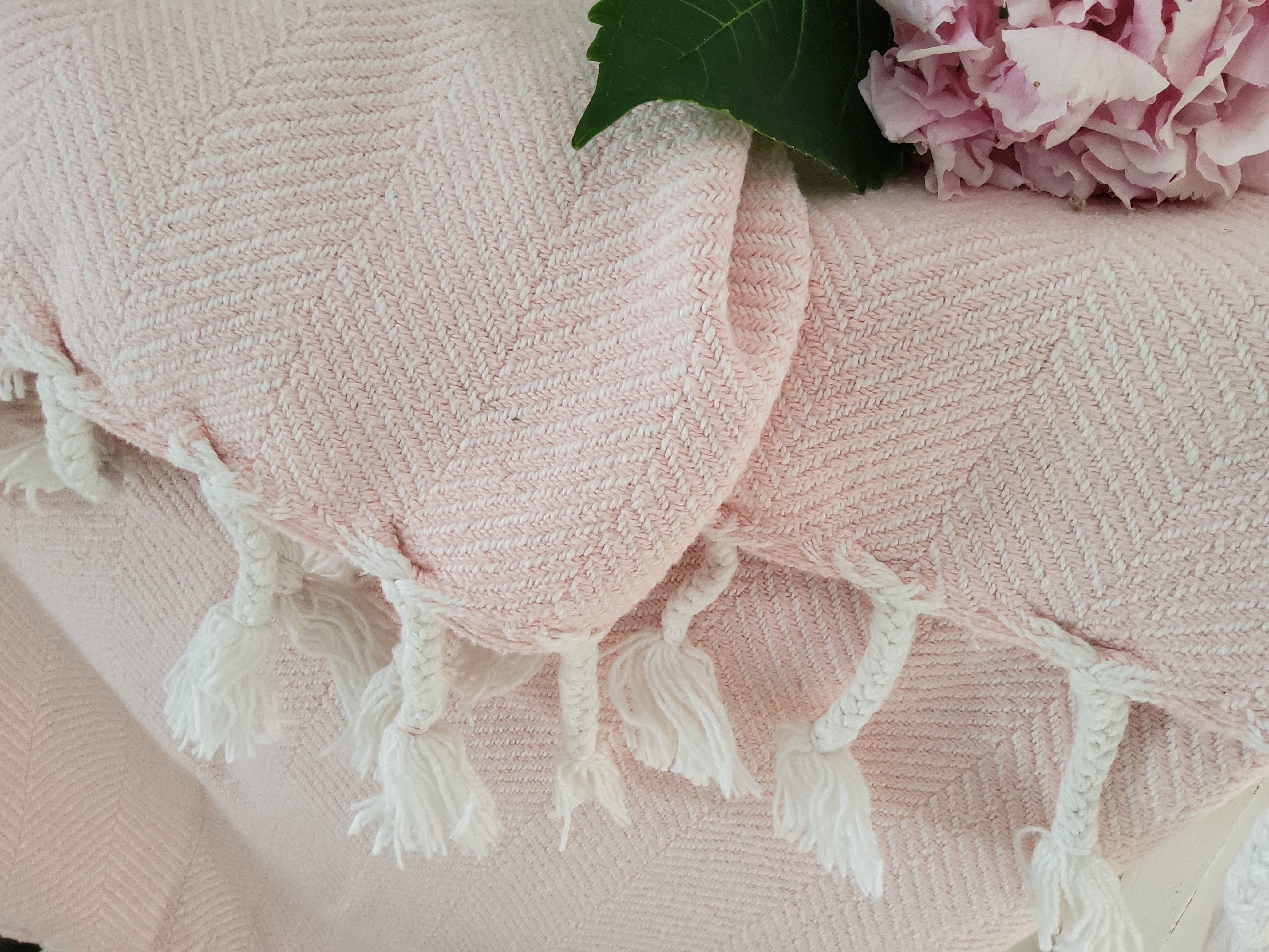 Luxury Blush Pink Woven Throw Blanket with Tassels/ Shabby Chic Boho Sofa Bed Fringed Cotton Knit Blanket