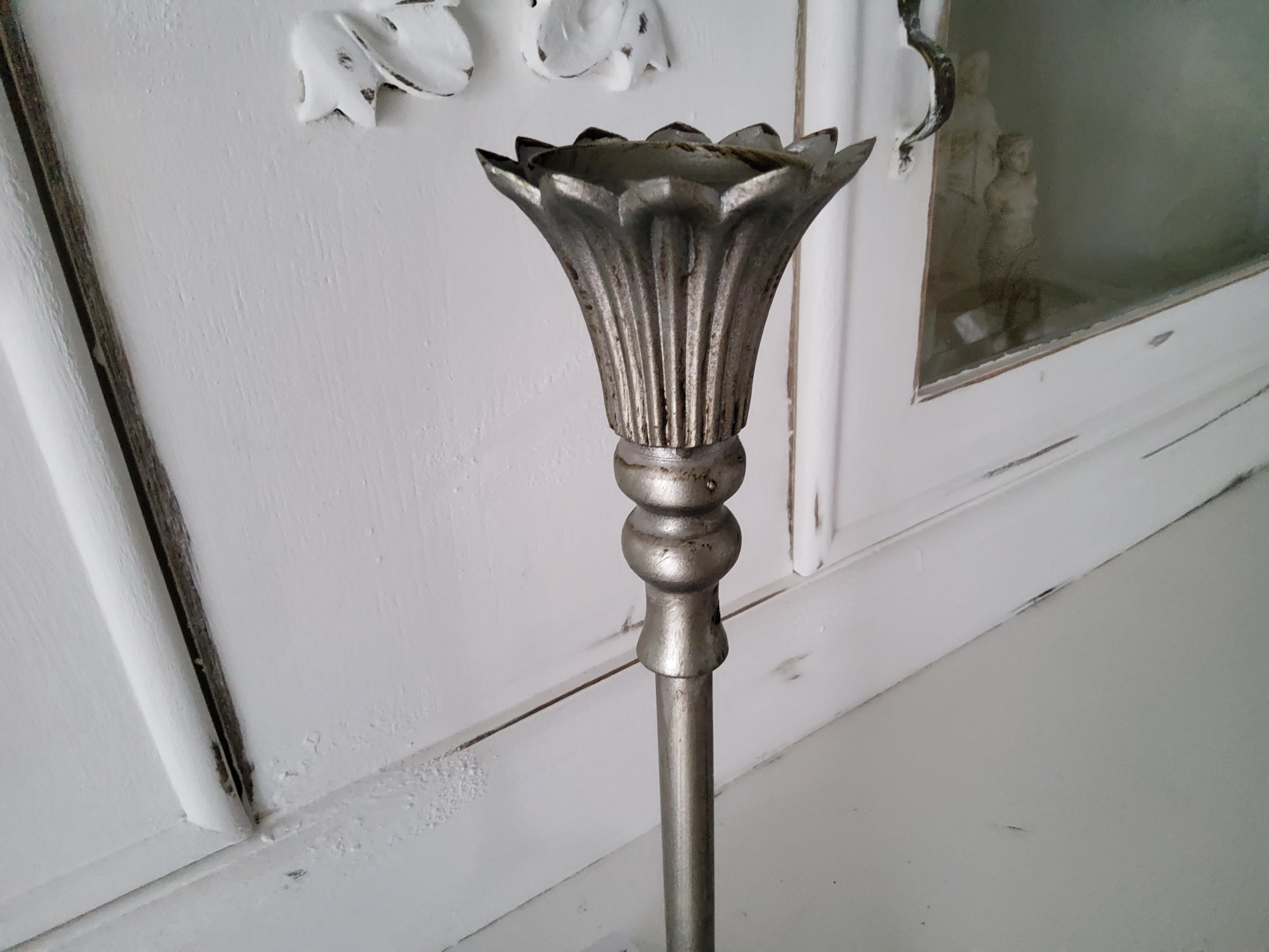 Silver Vintage Shabby Chic Taper Candlestick Holder / Ornate Antique Style Tall Pillar Candle Stick for Table Decor