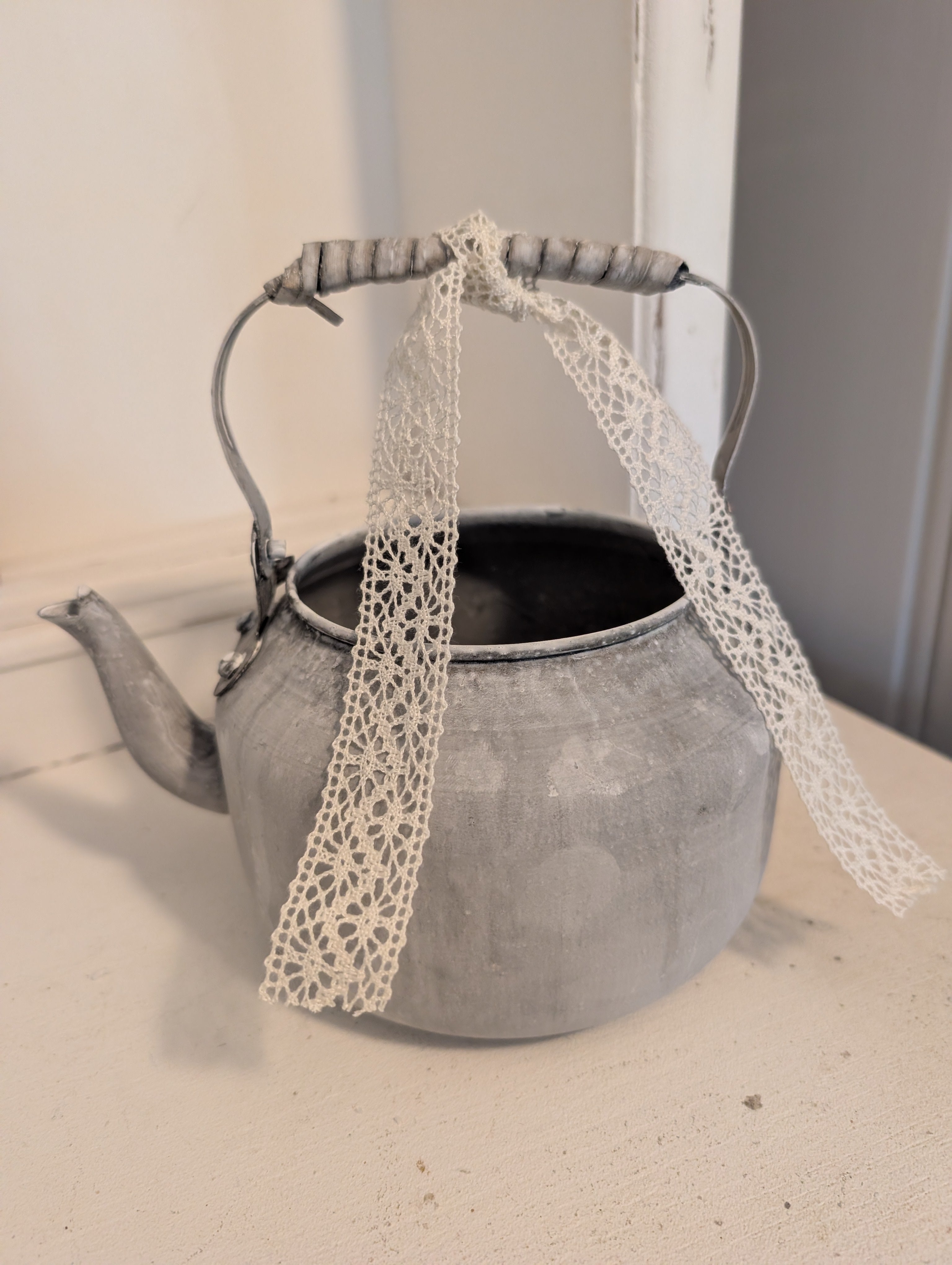 Vintage Kettle Zinc Grey