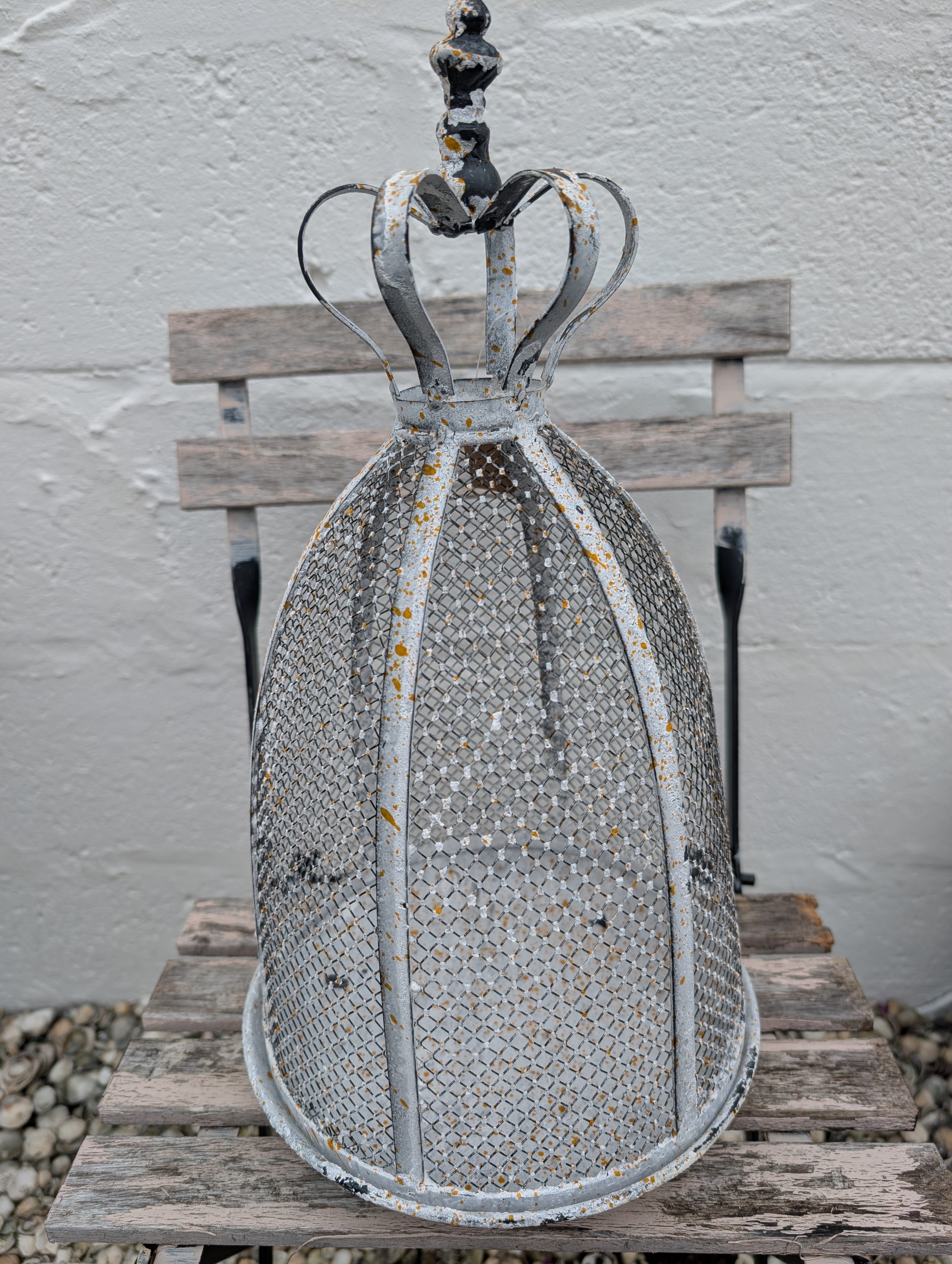Shabby Chic Metal Crown Cloche