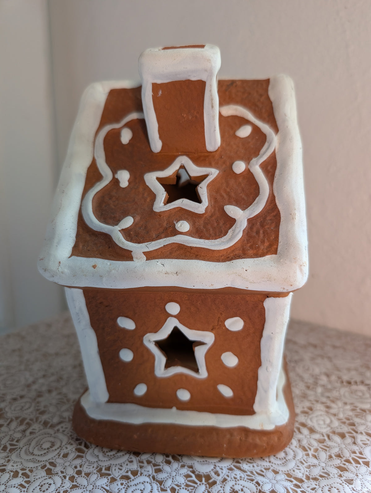 Shabby Chic Gingerbread House Ceramic Tealight Holder 18cm