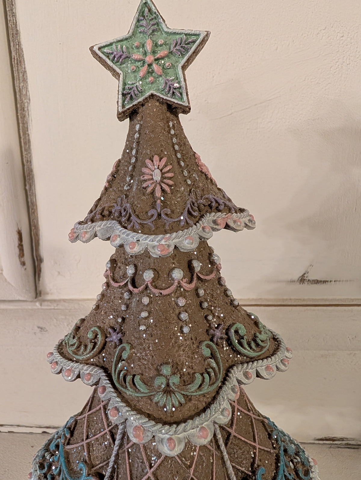 Pastel Gingerbread Christmas Tree Decor 12 x 12 x 25 cm