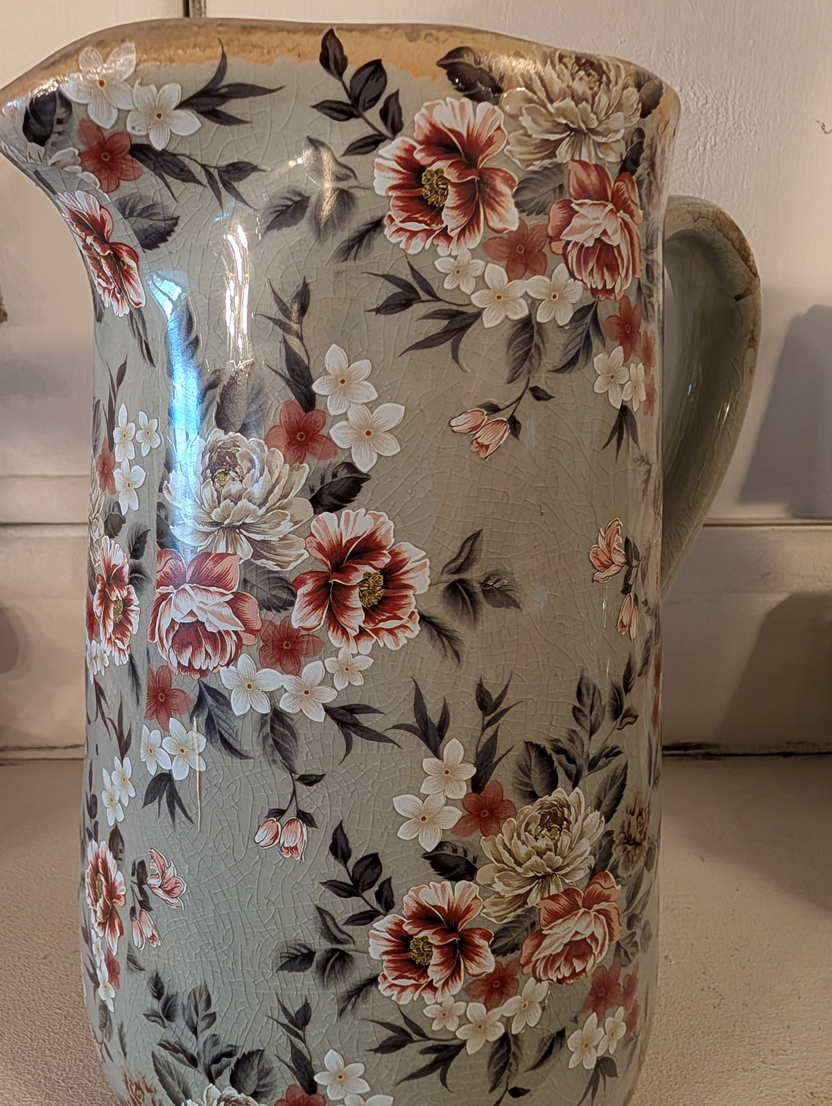 Vintage Floral Ceramic Jug Vase (21x23cm) – Shabby Chic Crackle Glaze Water Pitcher